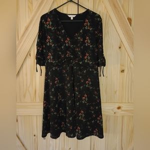 Lauren Conrad womens L black dress w/flowers/leaves, ties on sleeves & front